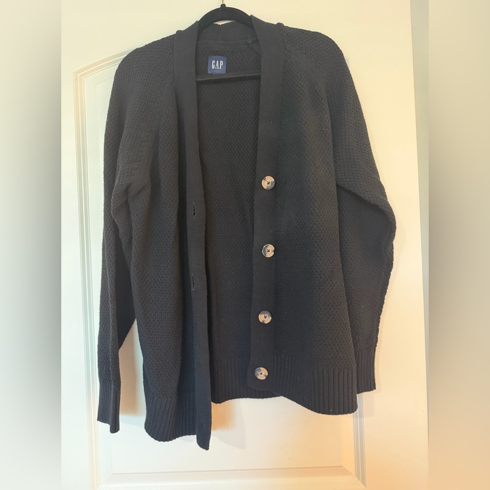 GAP Women’s Black Cardigan Sweater